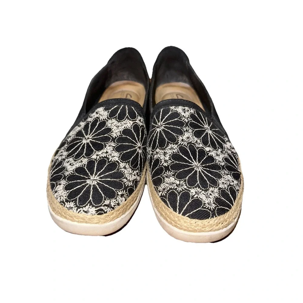 Clarks Collection Embroidered Canvas Slip-On Shoes Elaina Harbor Black Women's 9